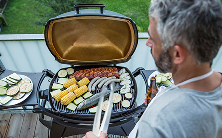 Ein Wegweiser für die Freunde von Würstchen, Steaks und mariniertem Tofu.