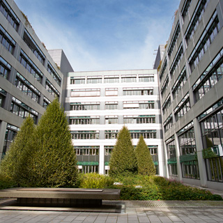 Versicherungsbüro Max Mustermann