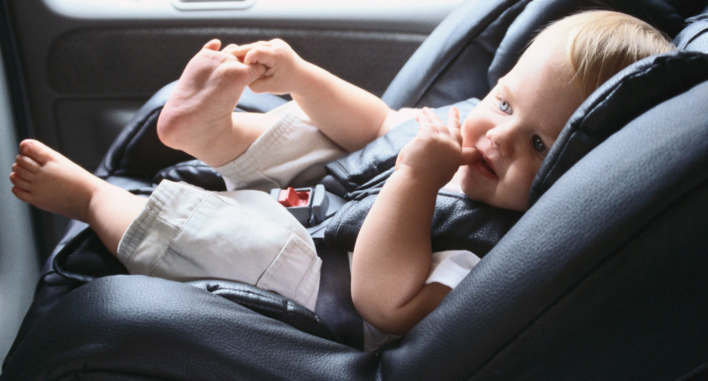 Kinder im Auto