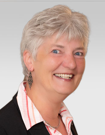 Iris Axinger